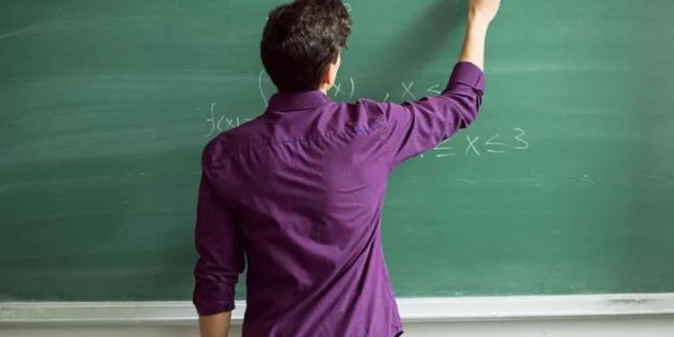 Öğretmenlerin mazerete bağlı yer değiştirme takvimi belli oldu