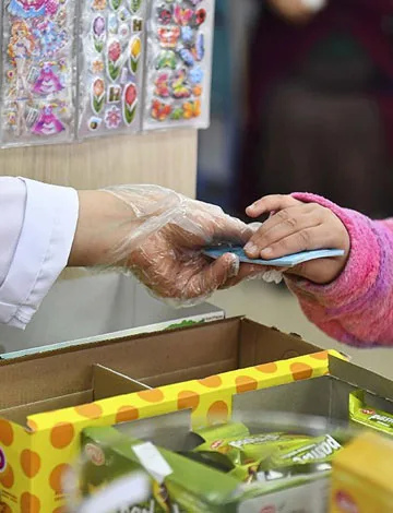 Okul kantinlerinde yeni dönem: Birçok ürüne satış yasağı geldi