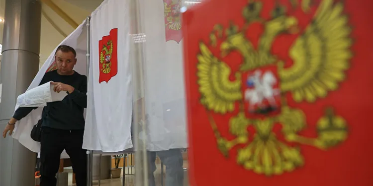 Rusya’daki parlamento seçimlerini Putin’in partisi kazandı