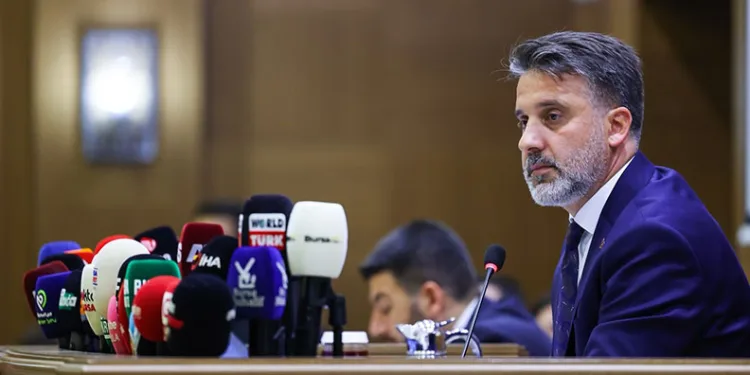 Şahin Biba: “Bütün otobüsleri elektrikliye çevireceğiz”