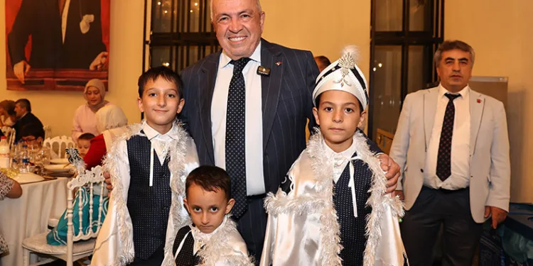 Nilüfer’de 22’nci Geleneksel Sünnet Şöleni yapıldı