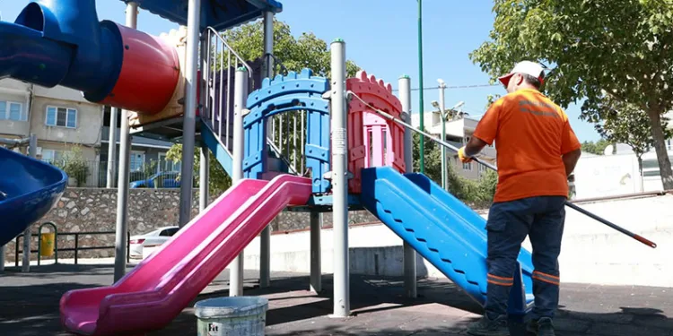 Osmangazi Belediyesi’nden parkları güzelleştiren dokunuş