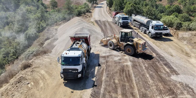 Bursa’nın 4 ilçesine toplam 32,5 kilometre yeni yol