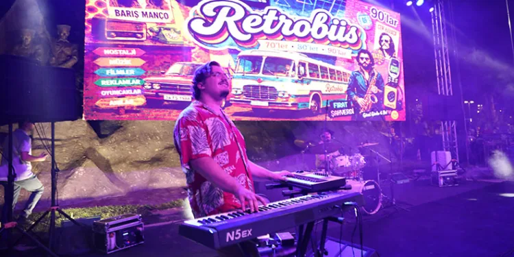 İnegöl Gastronmi Festivali’nde lezzet şöleni retrobüs coşkusuyla taçlandı