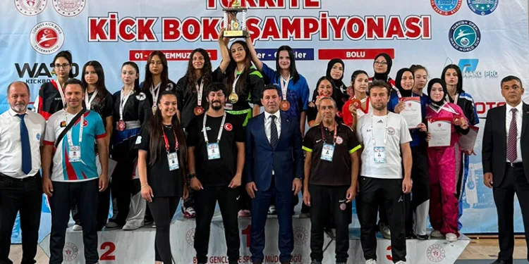 Milliler Bursalı Gizem hocaya emanet