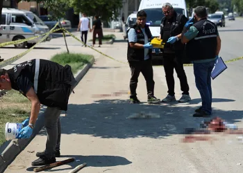 Boşanma davasından çıkan aileler birbirine girdi: 1 ölü, 5 yaralı