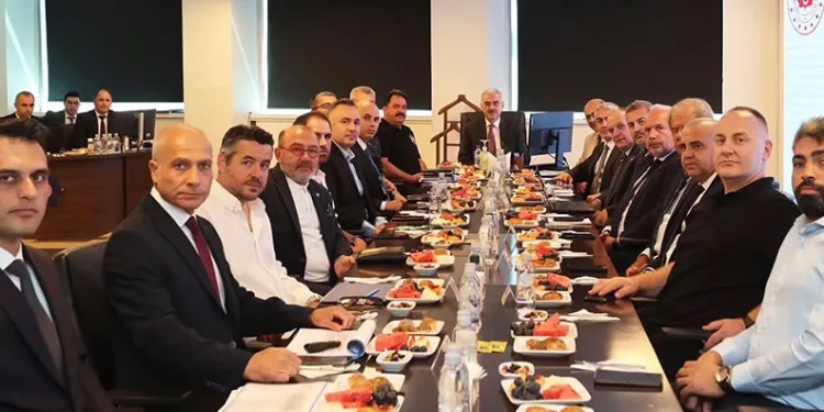 Türkiye-İtalya maçı öncesi Bursa’da güvenlik toplantısı