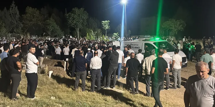İnegöl’deki kazada hayatını kaybeden 13 yaşındaki çocuk toprağa verildi