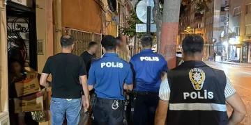 Bursa’da ahlak uygulamasında uyuşturucu ele geçirildi