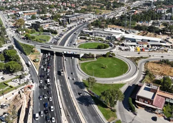 Bursa’da Mudanya Yolu’ndaki yeni köprü trafiğe açıldı