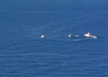 Gürcistan’dan kalkan uçak Rize’de denize acil iniş yaptı