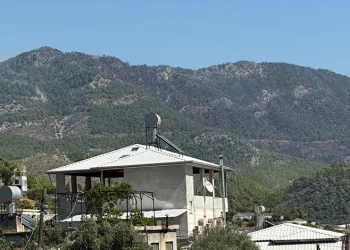 Bozyazı’daki orman yangını kontrol altına alındı