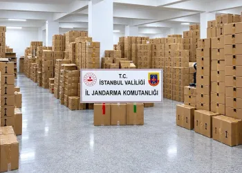 Bağcılar’da 200 milyon liralık sahte parfüm operasyonu