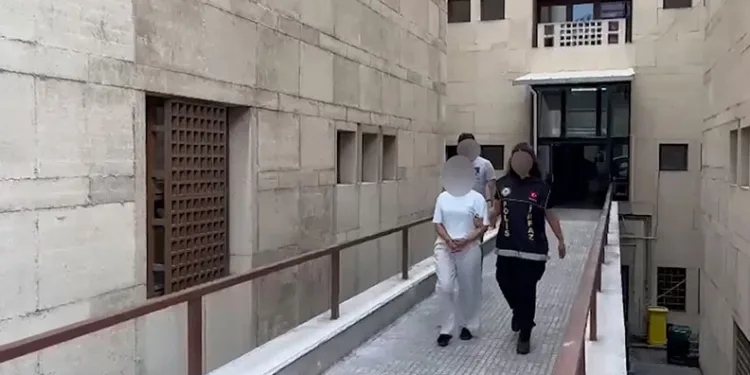 Bursa’da aranan 3 şahıs operasyonla yakalandı