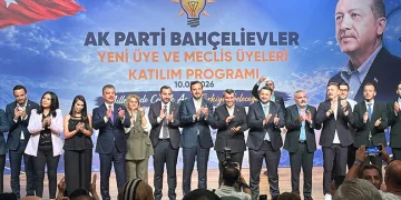 3 CHP’li meclis üyesi AK Parti’ye geçti