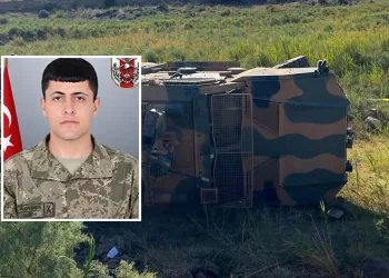 Askeri araç devrildi: Bir asker şehit oldu, 2 asker yaralandı