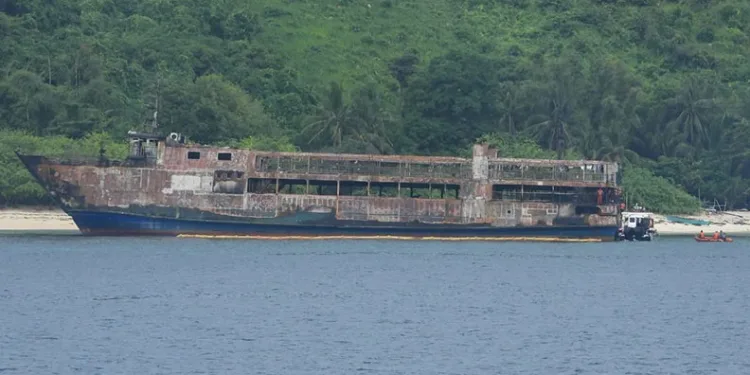 Filipinler’deki feribot yangınında ölü sayısı 35’e yükseldi