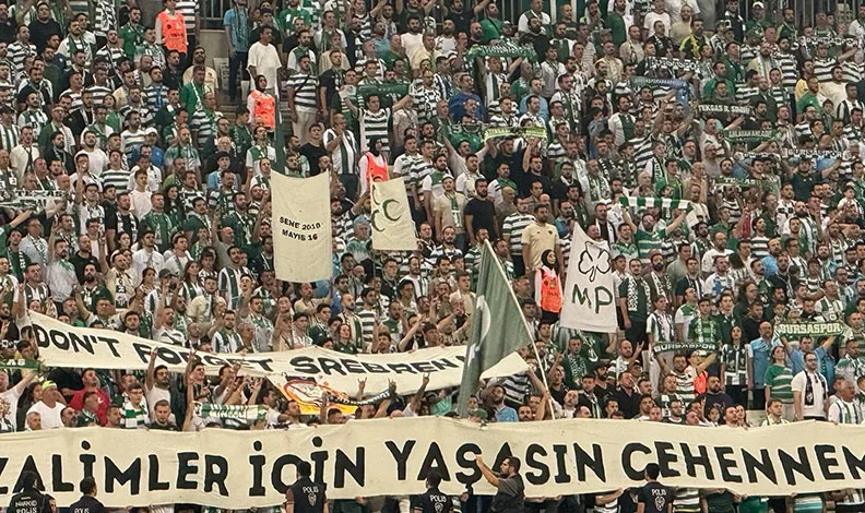 Bursaspor taraftarından Kızılyıldız’a mesaj