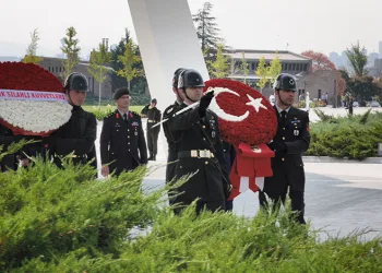 Cemal Gürsel mezarı başında anıldı