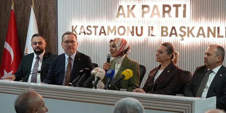 “Politikalarımızın merkezine aile kurumunu konumlandırıyoruz”