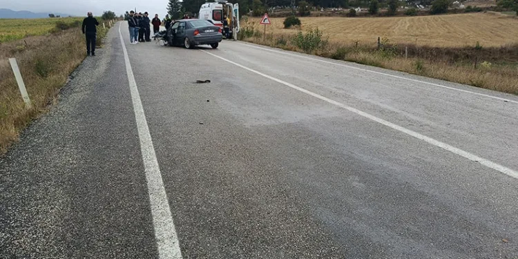 Kastamonu’da otomobiller kafa kafaya çarpıştı: 5 yaralı