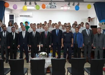 Belediye Başkanı Aydın İlköğretim Haftası Kutlamalarına Katıldı