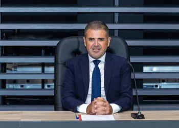 Mezitli Belediye Başkanı Tuncer CHP’den ihraç edildi