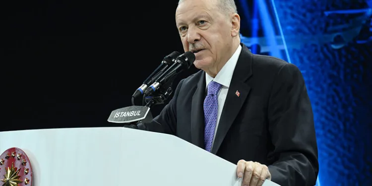 Erdoğan: İstanbul Havalimanı rekordan rekora koşuyor