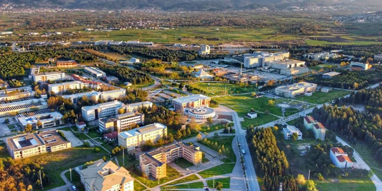 BUÜ, 2026 yılında da “Araştırma Üniversitesi” ünvanını korudu