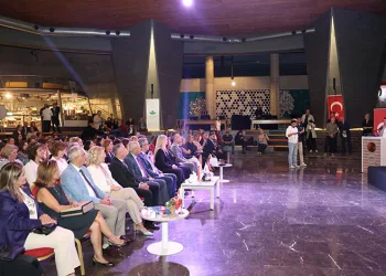 Osmangazi’de Bursa’nın ticaret ve üretim yolculuğu ele alındı