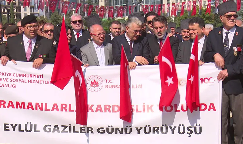 Bursa’da 19 Eylül Gaziler Günü’nde şehitler ve gaziler anıldı