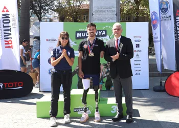 Mudanya Triatlonu’nda azmin adı Muhammed Ali Aydın