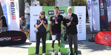 Mudanya Triatlonu’nda azmin adı Muhammed Ali Aydın