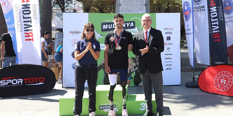 Mudanya Triatlonu’nda azmin adı Muhammed Ali Aydın