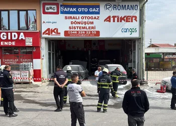 Sivas’ta toptancılar sitesinde patlama: Yaralılar var