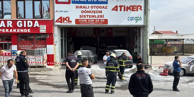 Sivas’ta toptancılar sitesinde patlama: Yaralılar var