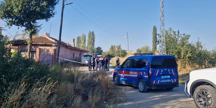 Evinin önünde cansız bedeni bulundu