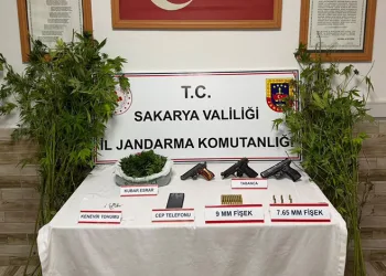Sakarya’nın 3 ilçesinde uyuşturucu operasyonu: 4 tutuklama
