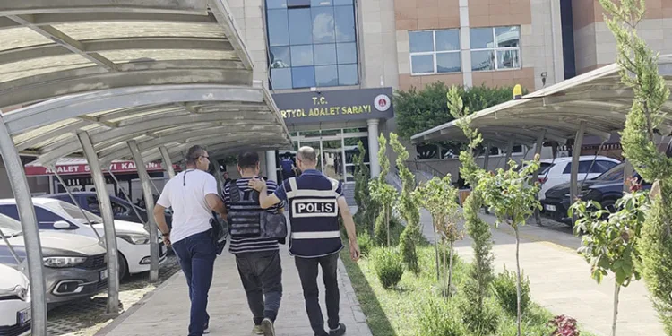 Boşanma aşamasındaki karısını öldüren şahıs tutuklandı