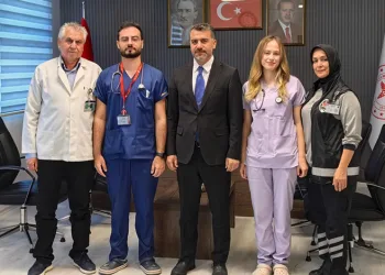 Hastane koridorlarında büyüdüler, doktor olarak geri döndüler