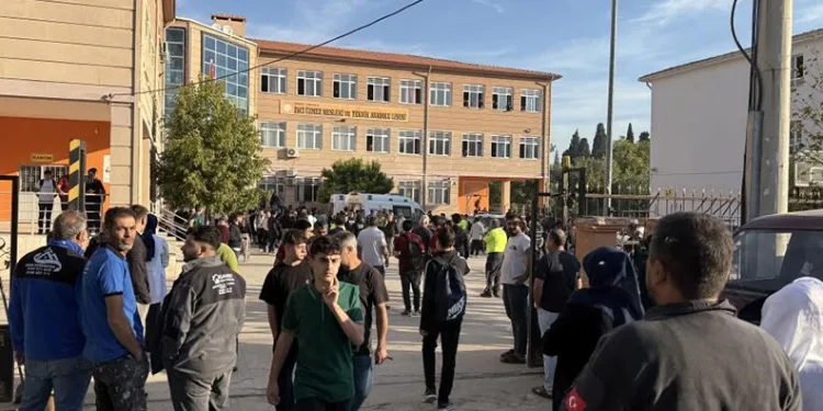 Turgutlu’daki saldırıda görgü tanıkları: “Elinde tüfek vardı müdahale edemezdik”