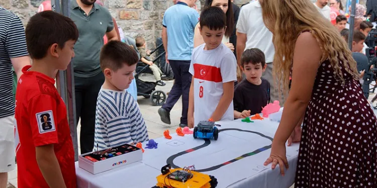 Yıldırım’da çocuklar bilimle büyüyor