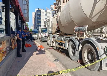 Beton mikserinin ezdiği bir kişi hayatını kaybetti
