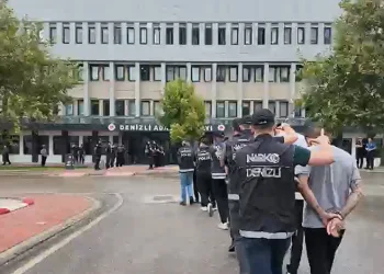 Denizli’de 13 torbacı polisin operasyonuyla yakalandı