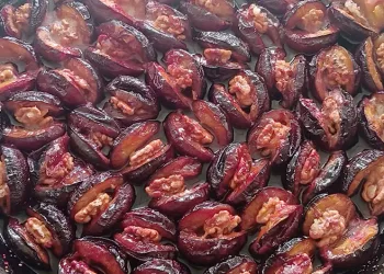 Dalında 4 liraya düşen ton eriği kışlık tatlıya dönüşüyor