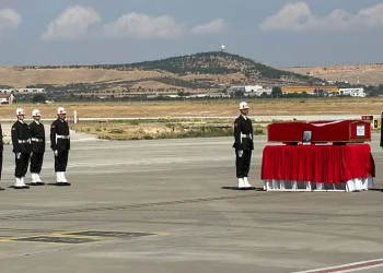 Görev başında rahatsızlanarak şehit olan asker memleketine uğurlandı