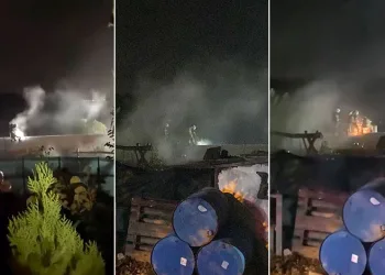Bursa’da çatı alevlere teslim oldu