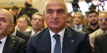 “Turizm gelirimiz 25.7 milyar dolara ulaşmıştır”