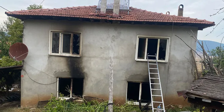Bilecik’te çıkan yangında baba-kız hayatını kaybetti