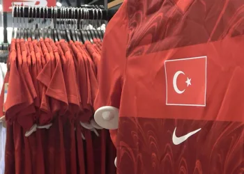Ay yıldızlı formalar Bursastore’da satışa çıktı